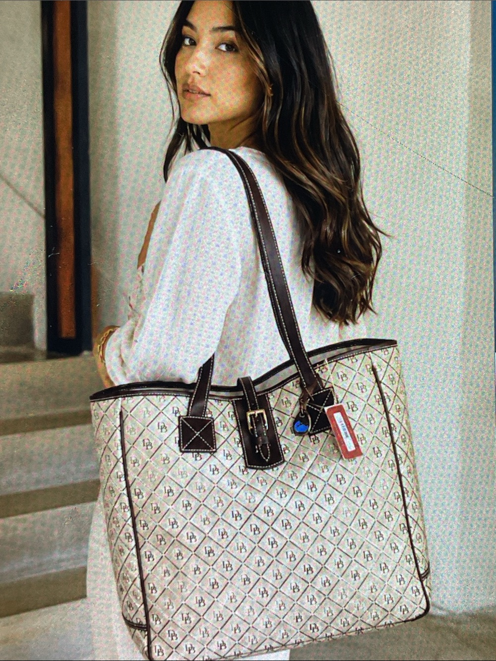 Dooney & Bourke NWT Made in USA HUGE BAG Blue Duck Signature - Picture 4 of 12